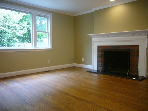 11 Cavanaugh Road Framingham, MA 01701 - Photo 5 of 16 Gallery Image 5
