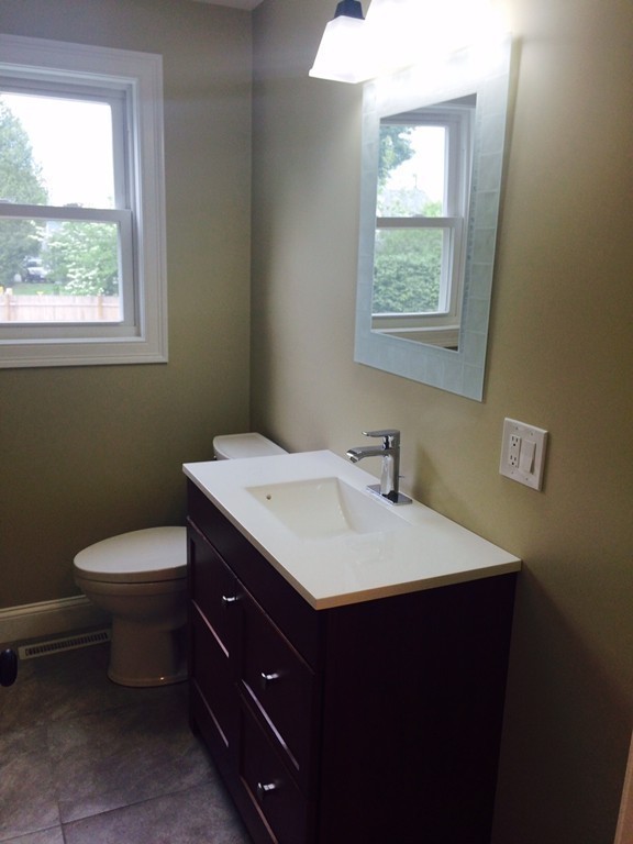 11 Cavanaugh Road Framingham, MA 01701 - Photo 7 of 16 Gallery Image 7