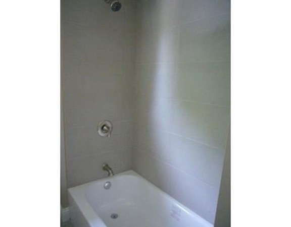 11 Cavanaugh Road Framingham, MA 01701 - Photo 10 of 16 Gallery Image 10