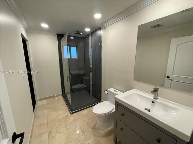 $6,500 | 16820 Northwest 79th Place, Miami Lakes, FL 33016