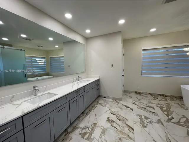 $6,500 | 16820 Northwest 79th Place, Miami Lakes, FL 33016