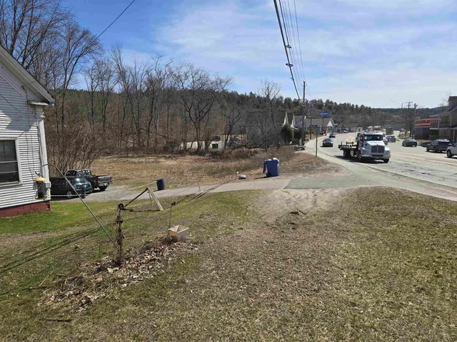 $225,000 | 98-102 Washington Street, Claremont, NH 03743