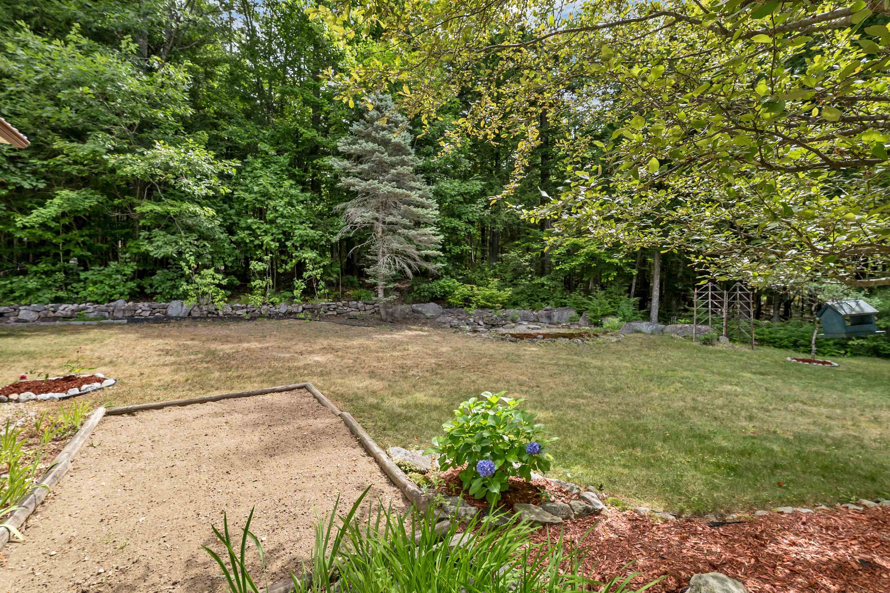 108 Maple Manor Road Conway, NH 03813 - Photo 21 of 60