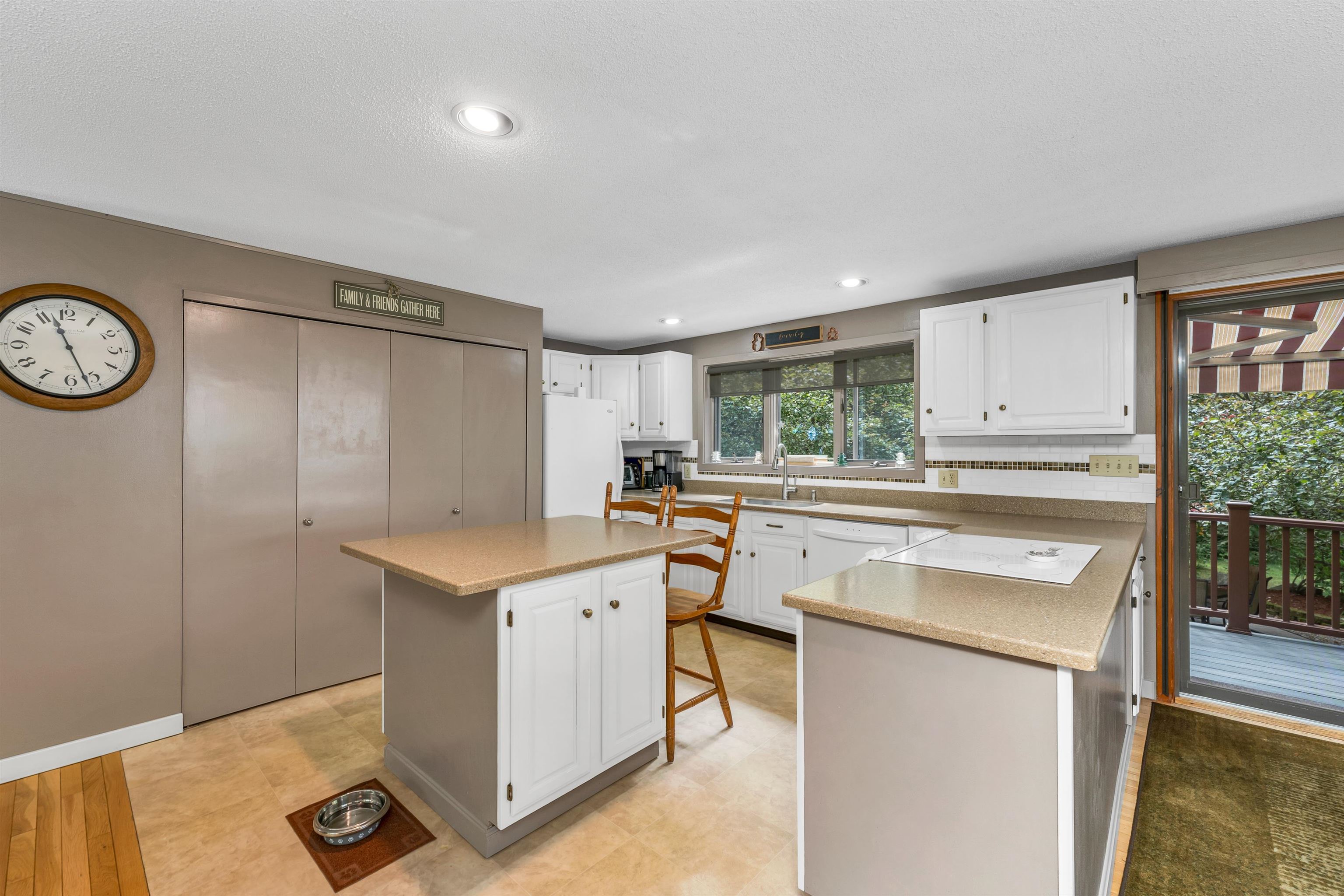 108 Maple Manor Road Conway, NH 03813 - Photo 5 of 60