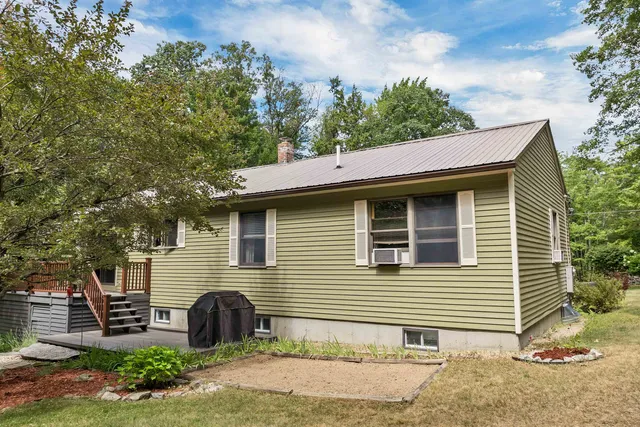 $584,000 | 108 Maple Manor Road, Conway, NH 03813