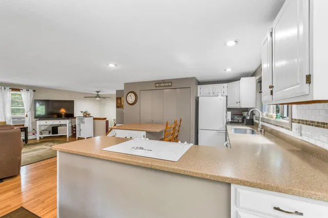 $584,000 | 108 Maple Manor Road, Conway, NH 03813