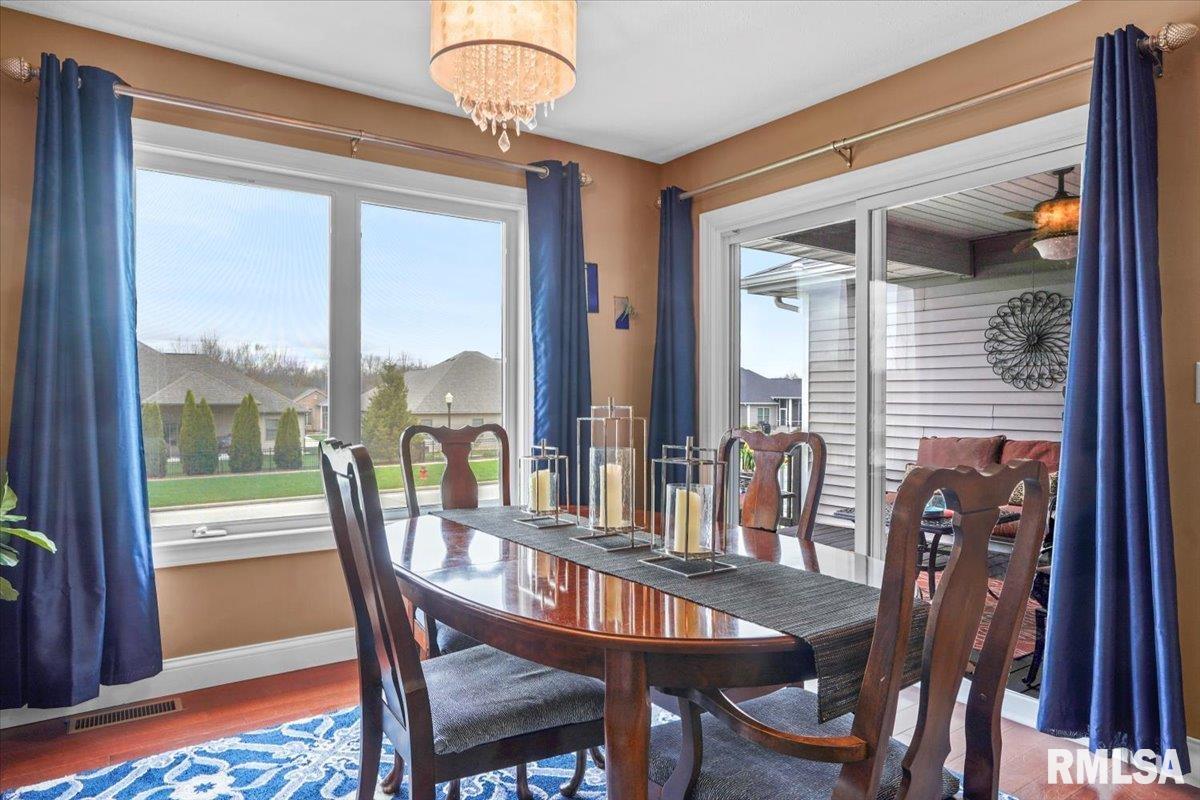 4092 Highbury Drive Springfield, IL 62711 - Photo 12 of 42 Gallery Image 12