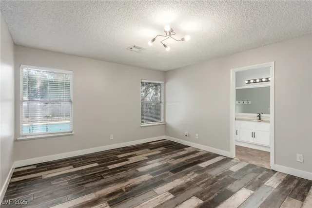 $425,000 | 3012 Light Wind Court, Las Vegas, NV 89108