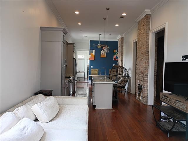 826 North Rocheblave Street New Orleans, LA 70119 - Photo 3 of 23