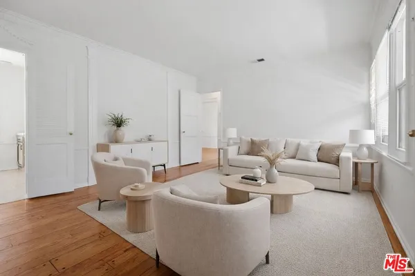 $3,250 | 9608 West Olympic Boulevard, Unit E, Beverly Hills, CA 90212