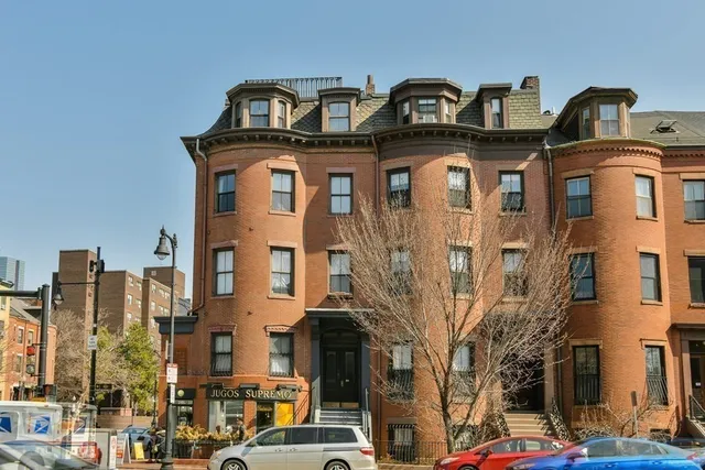 $975,000 | 504 Massachusetts Avenue, Unit 3, Boston, MA 02118