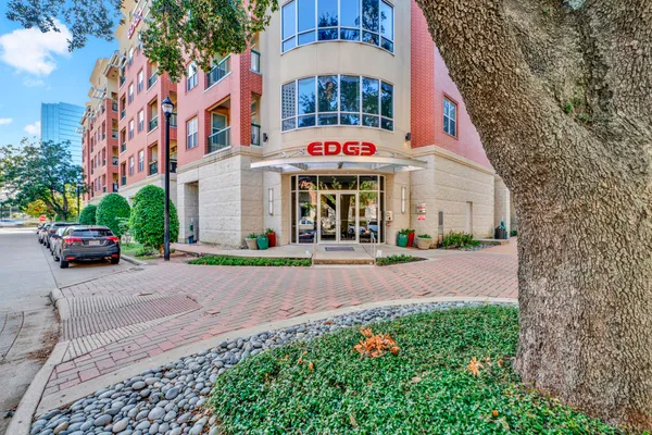 $1,500 | 300 St Joseph Parkway, Unit 307, Houston, TX 77002