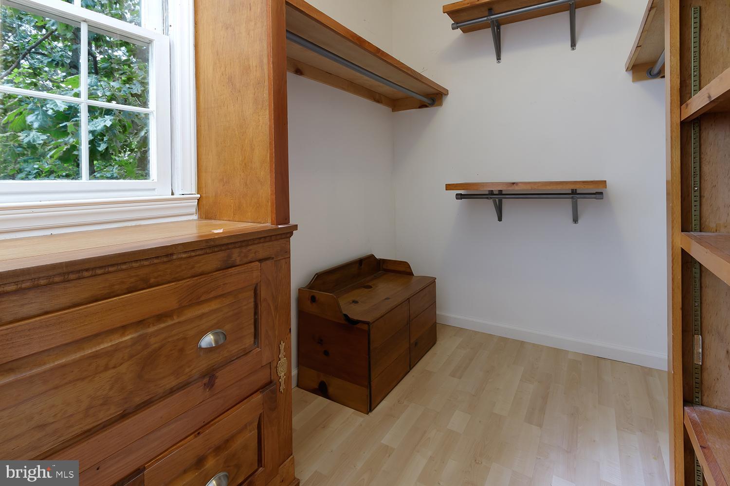 118 Peach Road Marlton, NJ 08053 - Photo 18 of 27 Walk in master bedroom closet