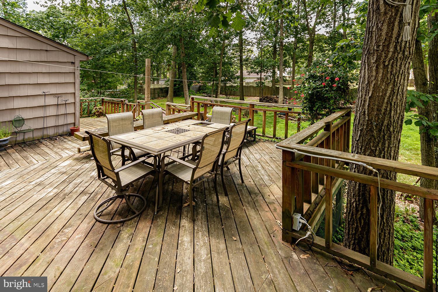 118 Peach Road Marlton, NJ 08053 - Photo 24 of 27 Backyard deck