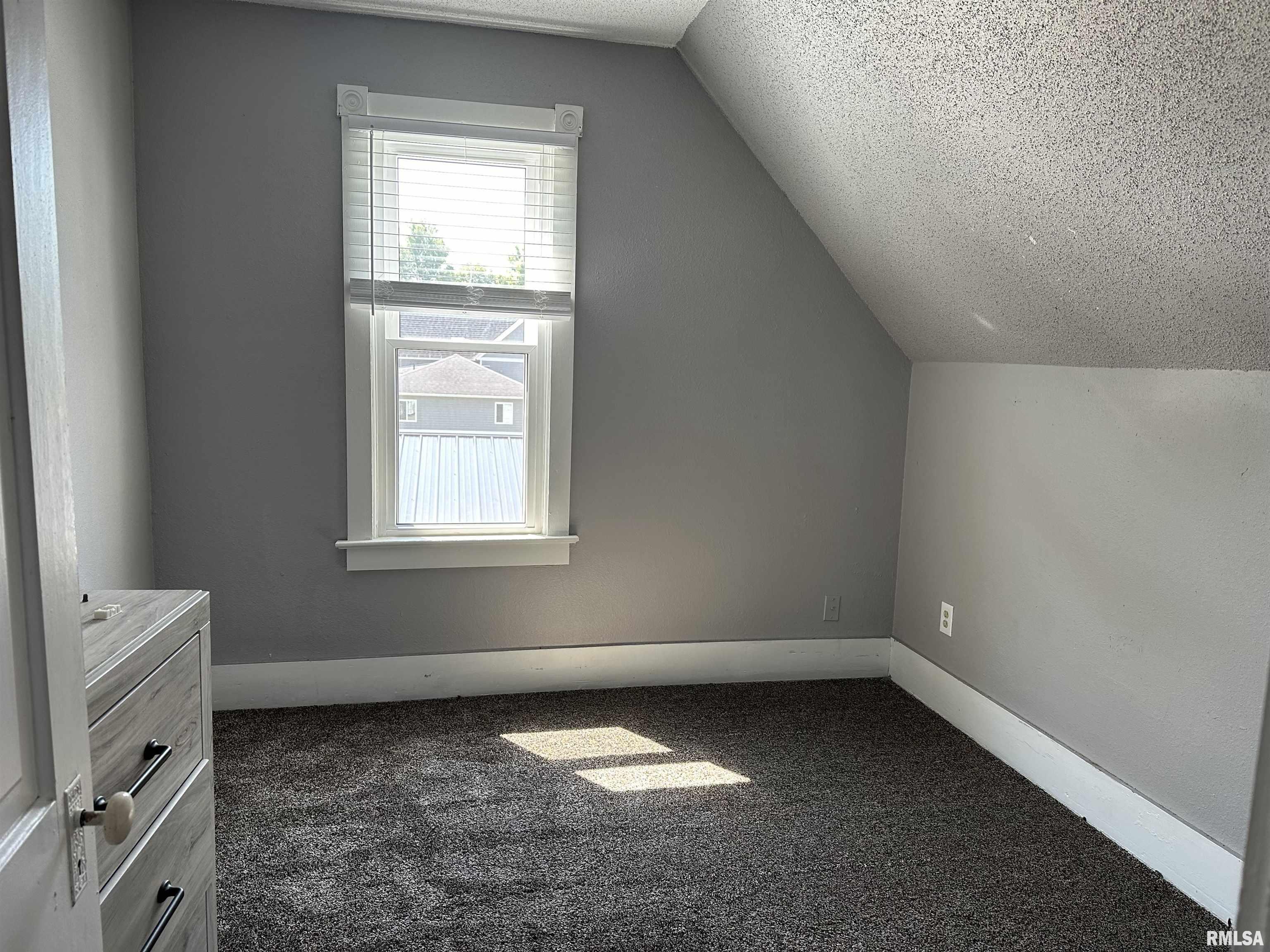 43 Davis Street Preston, IA 52069 - Photo 7 of 9 Gallery Image 7