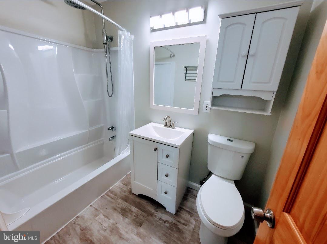 2366 Southgate Square Reston, VA 20191 - Photo 14 of 20