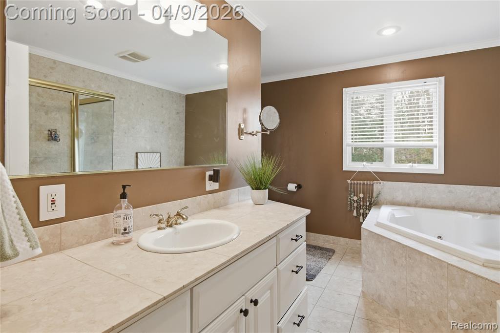 138 Aintree Road Rochester, MI 48306 - Photo 11 of 19