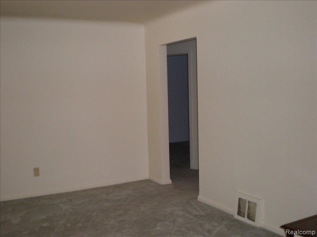 26530 Five Mile Road Redford, MI 48239 - Photo 4 of 19 Living Room 2