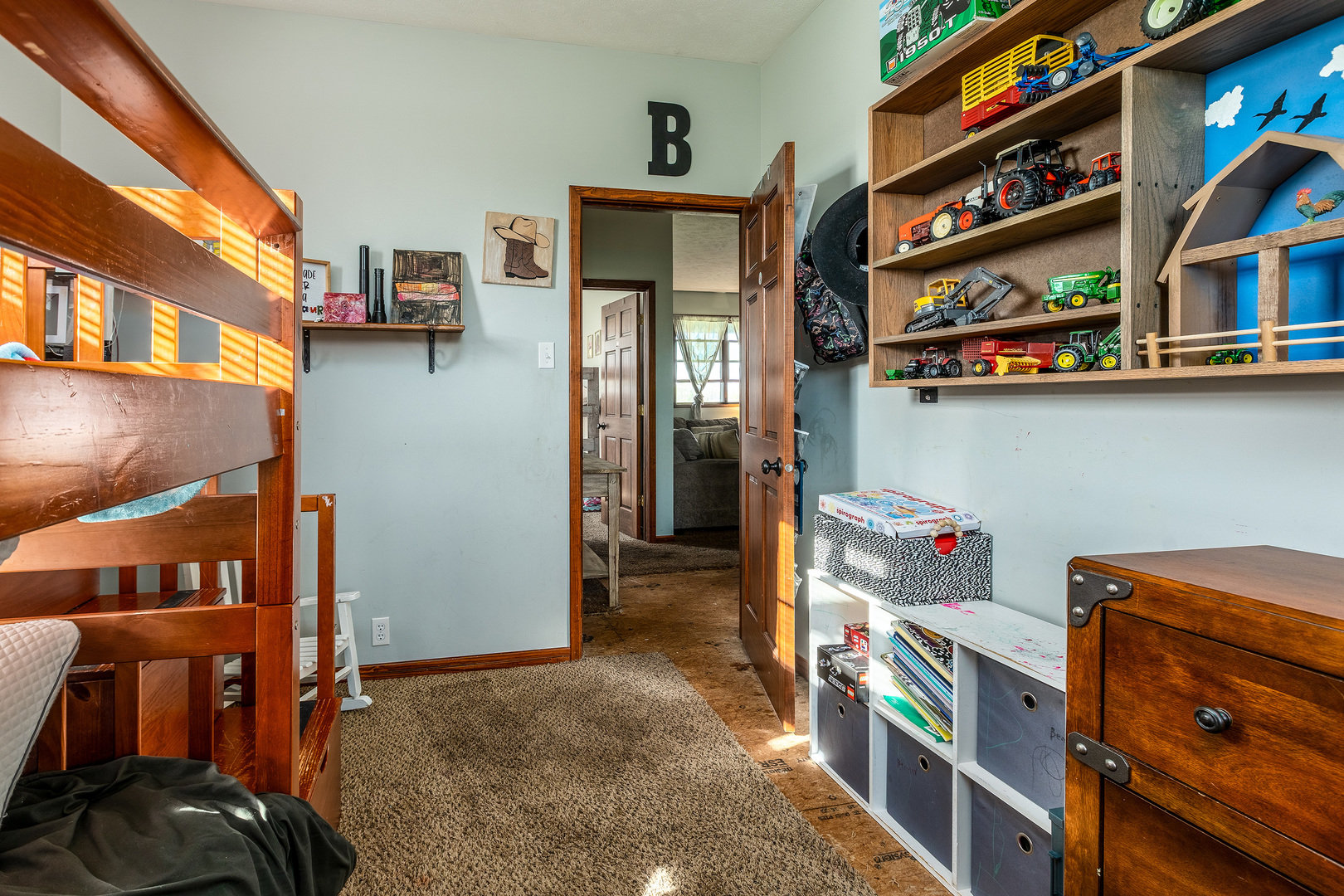 9242 East Park Street Road Du Quoin, IL 62832 - Photo 22 of 44 a view of storage and utility room