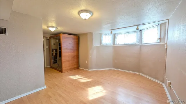 $2,475 | 2102 West Kiowa Street, Colorado Springs, CO 80904