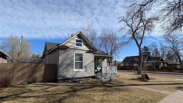 $2,475 | 2102 West Kiowa Street, Colorado Springs, CO 80904
