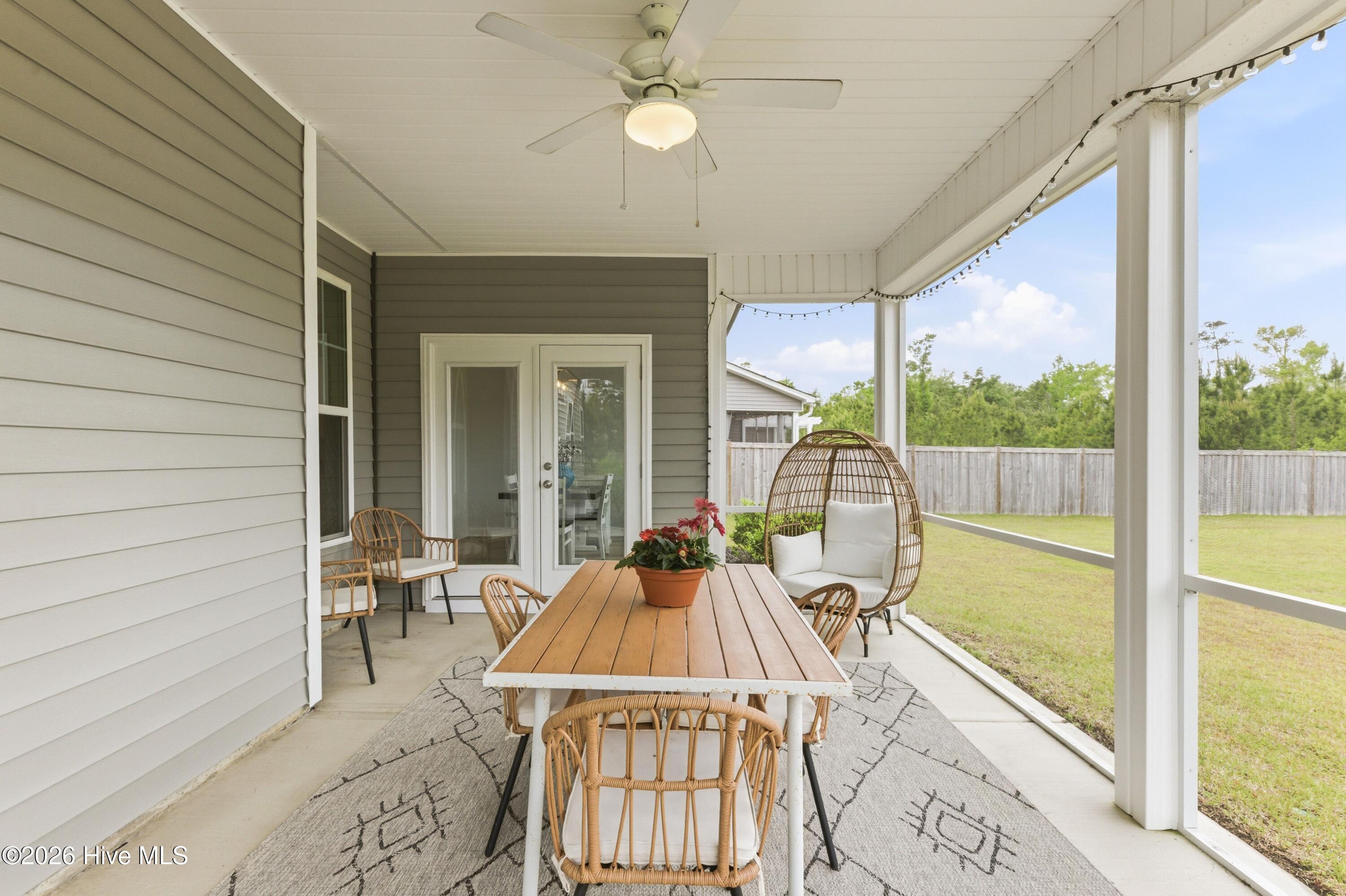 99 West Abaco Way Hampstead, NC 28443 - Photo 40 of 54 040_99_west_abaco_way-40_126