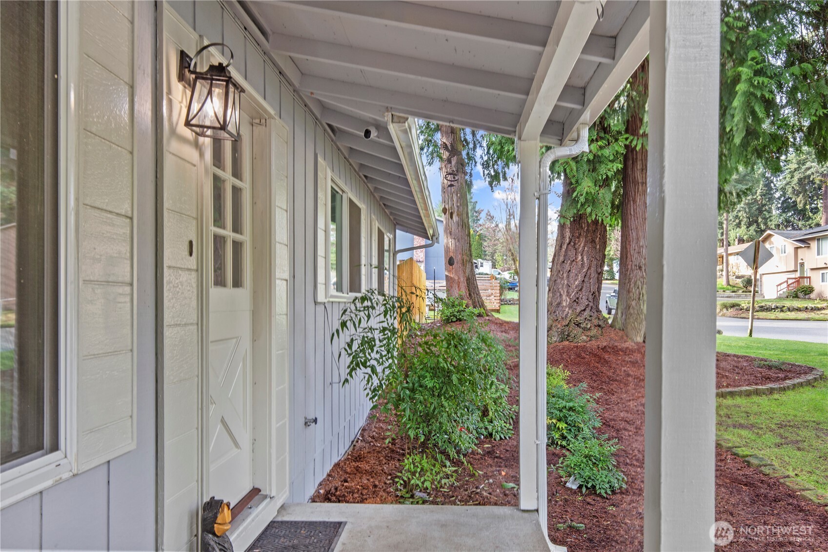 203 South 357th Street Federal Way, WA 98003 - Photo 4 of 28 a view of a porch