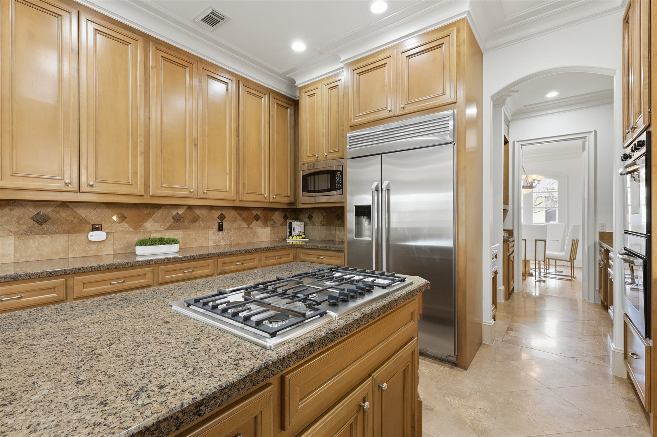 539 Wisteria Street Bellaire, TX 77401 - Photo 19 of 45