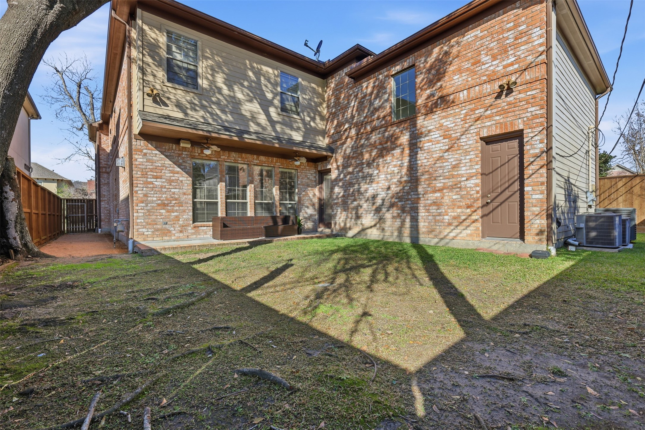 539 Wisteria Street Bellaire, TX 77401 - Photo 44 of 45