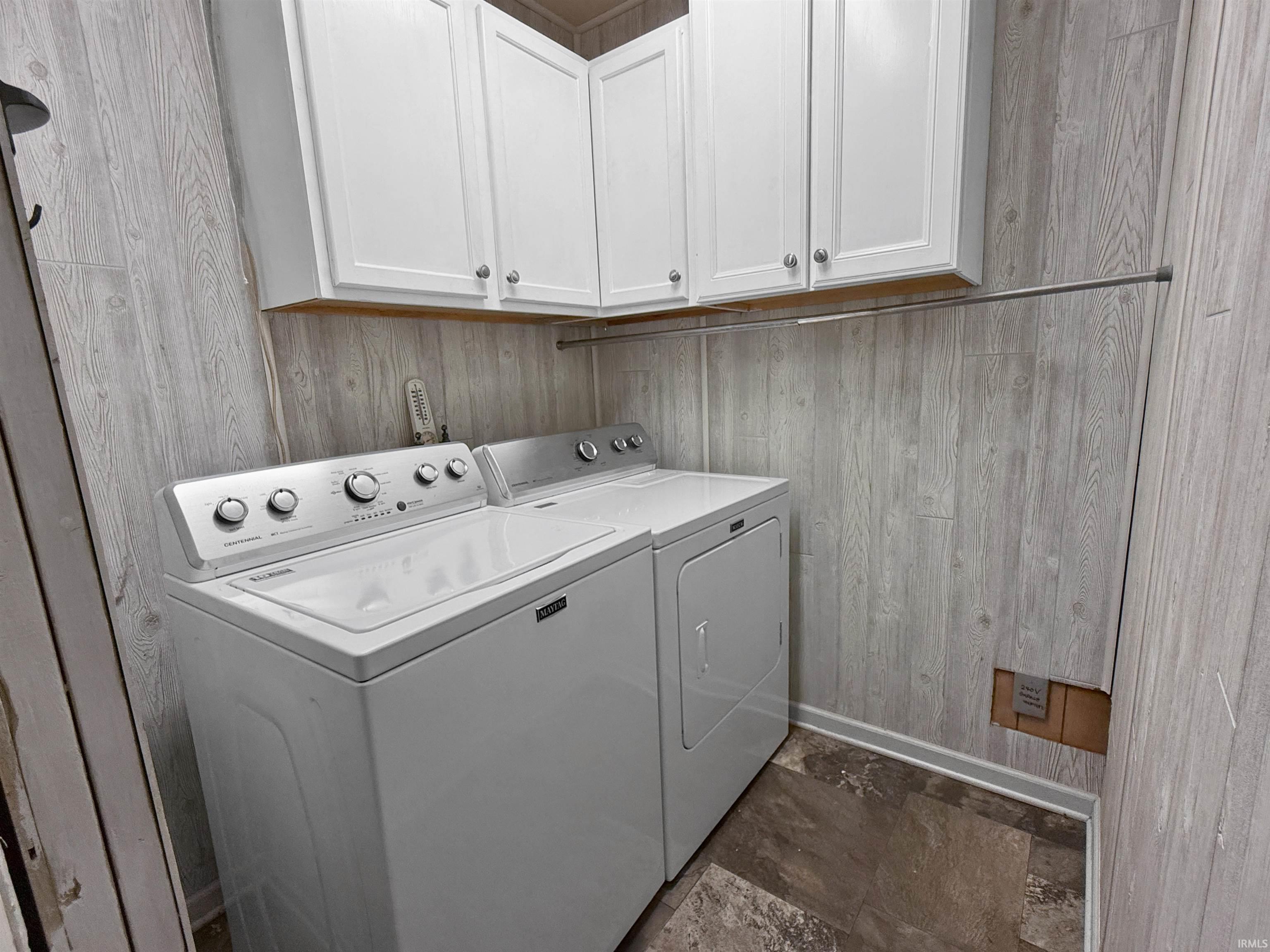 1273 West Clover Street Jasper, IN 47546 - Photo 23 of 26