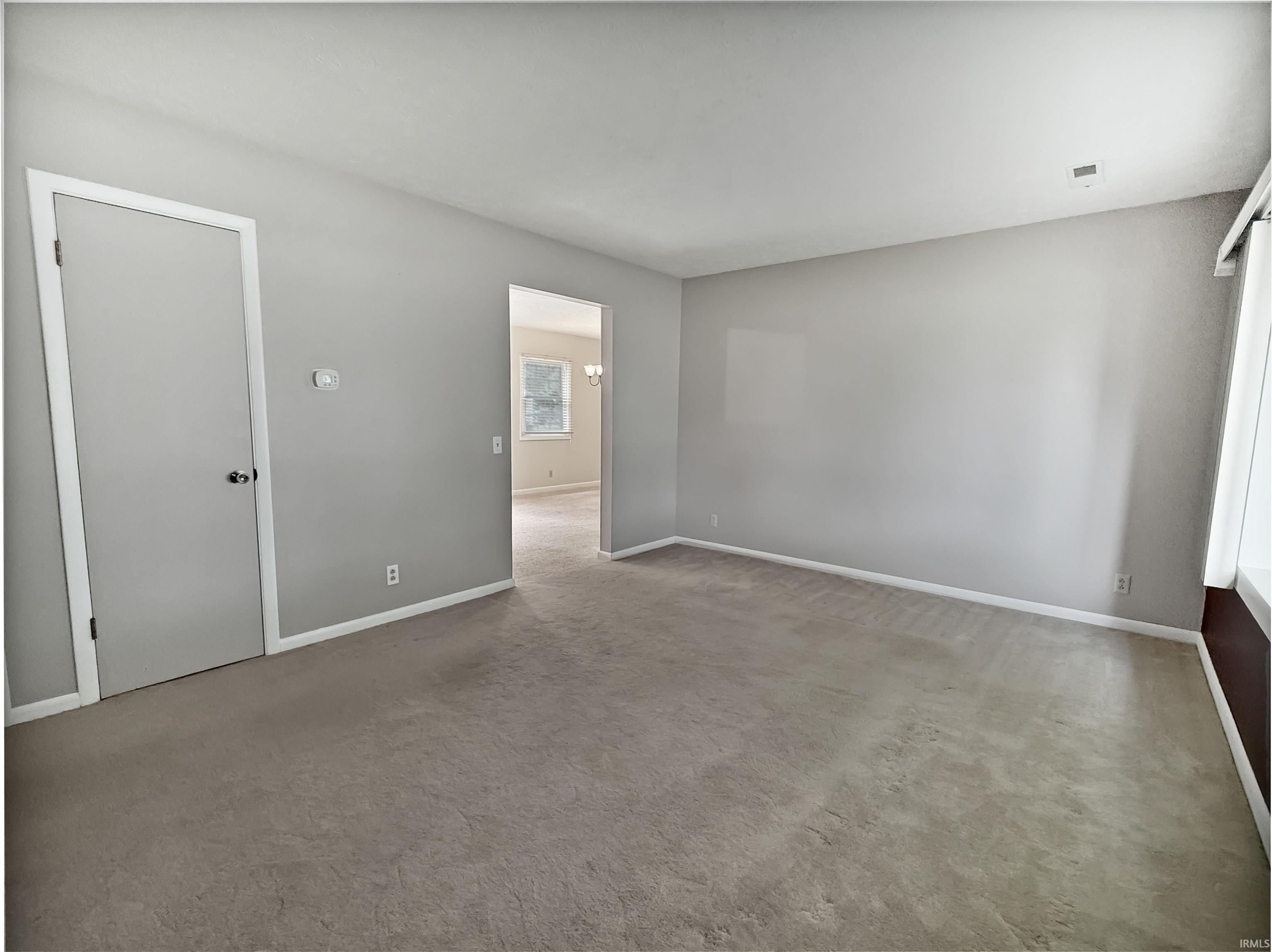 1273 West Clover Street Jasper, IN 47546 - Photo 5 of 26