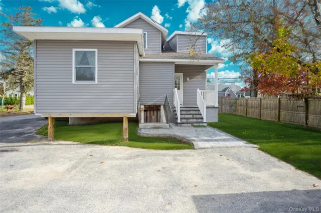 $649,000 | 630 Northville Turnpike, Riverhead, NY 11901