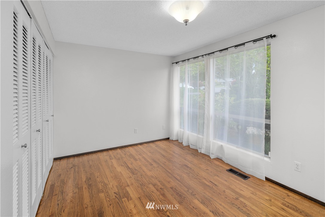1716 16th Place Southeast Renton, WA 98055 - Photo 15 of 40 Gallery Image 15