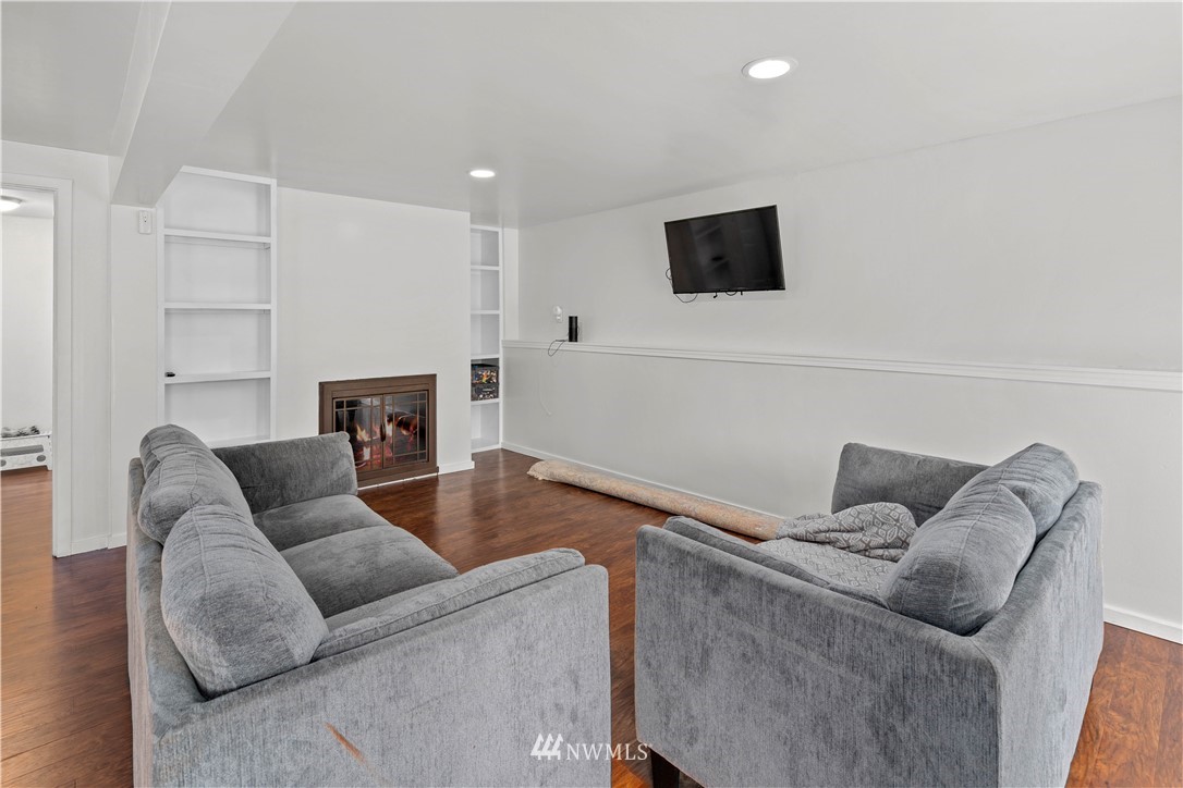 1716 16th Place Southeast Renton, WA 98055 - Photo 21 of 40 Gallery Image 21