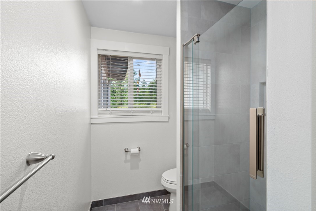 1716 16th Place Southeast Renton, WA 98055 - Photo 24 of 40 Gallery Image 24