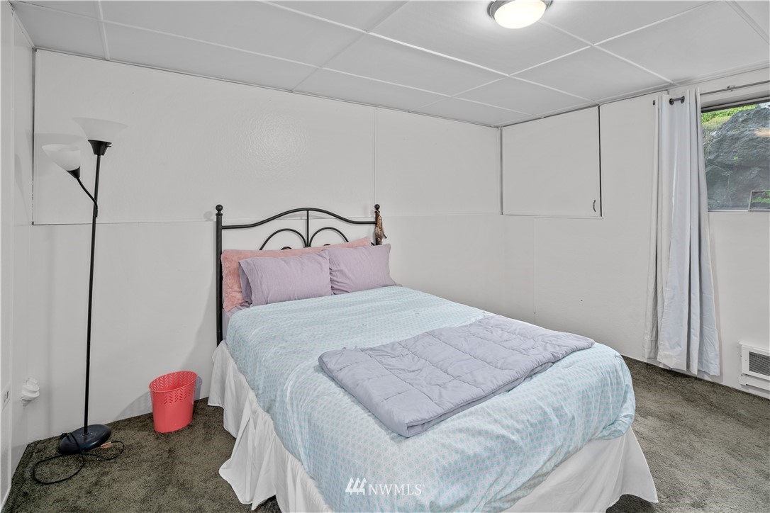 1716 16th Place Southeast Renton, WA 98055 - Photo 29 of 40 Gallery Image 29