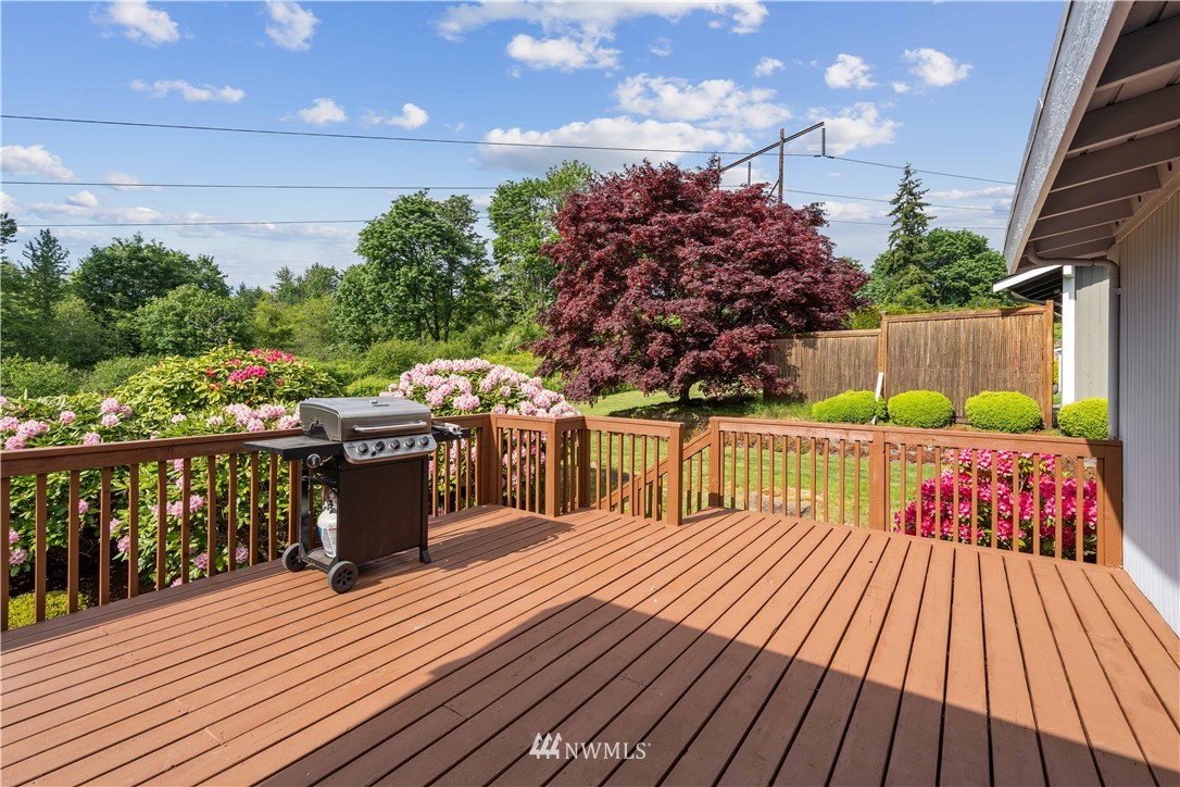 1716 16th Place Southeast Renton, WA 98055 - Photo 32 of 40 Gallery Image 32