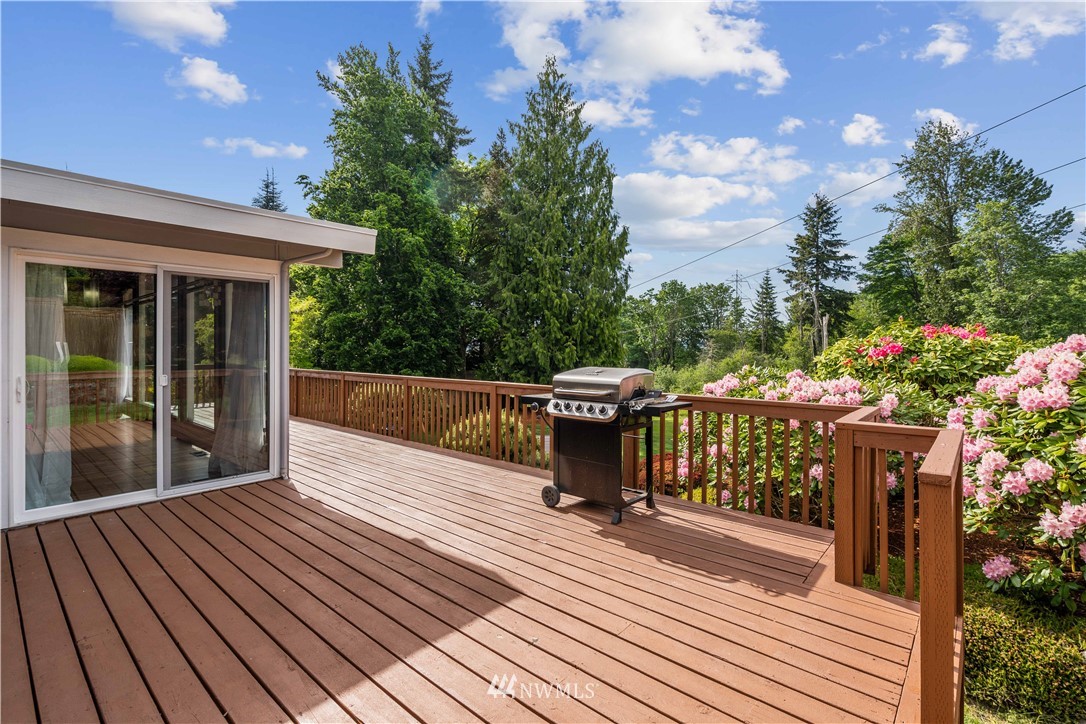 1716 16th Place Southeast Renton, WA 98055 - Photo 33 of 40 Gallery Image 33