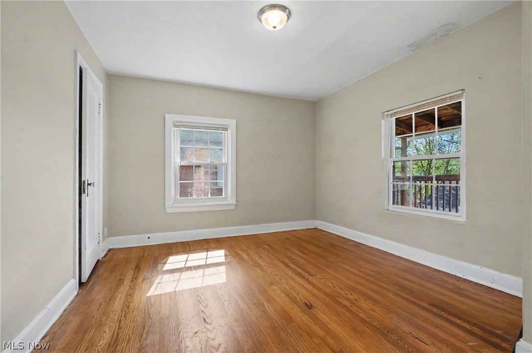 944 Canfield Road Youngstown, OH 44511 - Photo 16 of 20 Gallery Image 16
