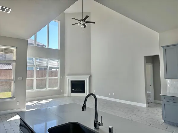 a view of a window in an empty room