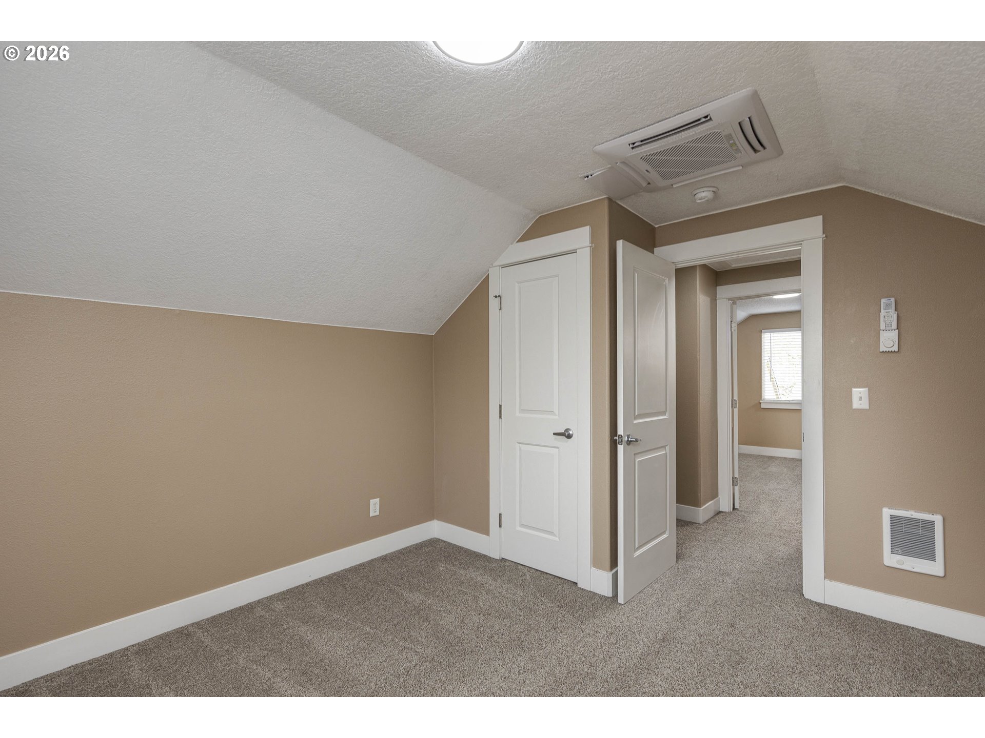 601 West 1st Street, Unit 13 Newberg, OR 97132 - Photo 20 of 30 a view of an empty room