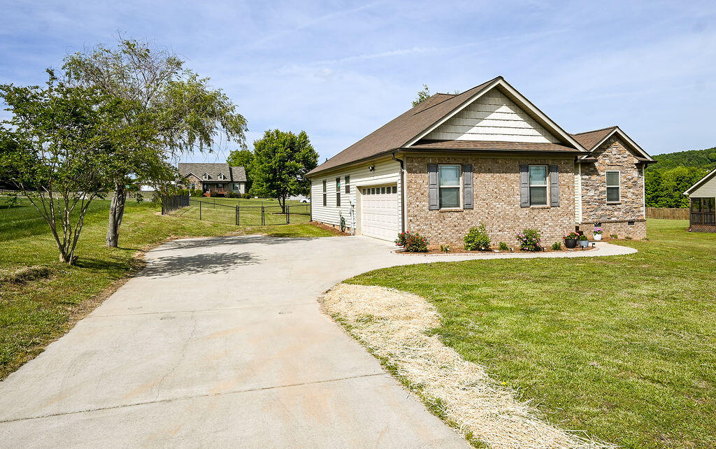 111 Hall Norwood Road Southeast Cleveland, TN 37311 - Photo 32 of 34 hall 17