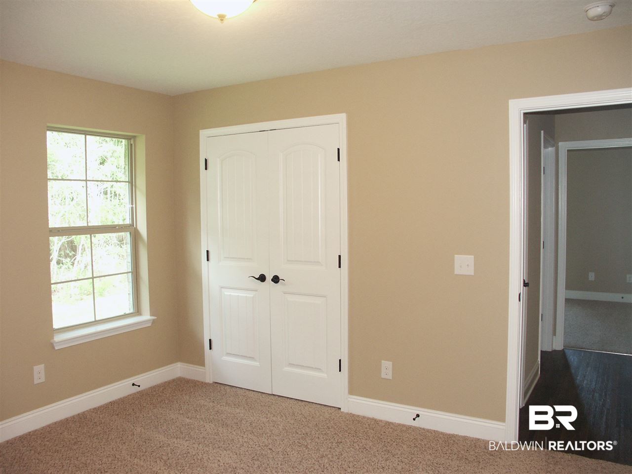 32710 Arbor Ridge Circle Lillian, AL 36549 - Photo 13 of 27 Guest Bedroom with Bath