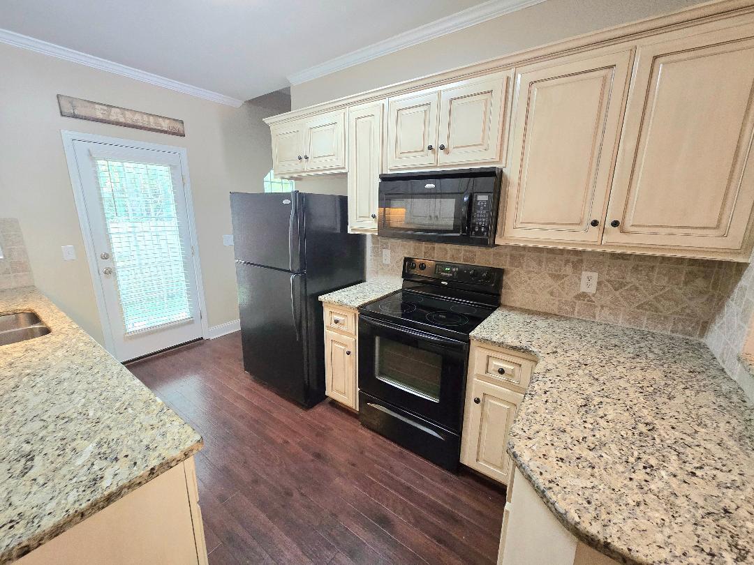 2148 Reserve Lane Augusta, GA 30907 - Photo 8 of 23 Kitchen