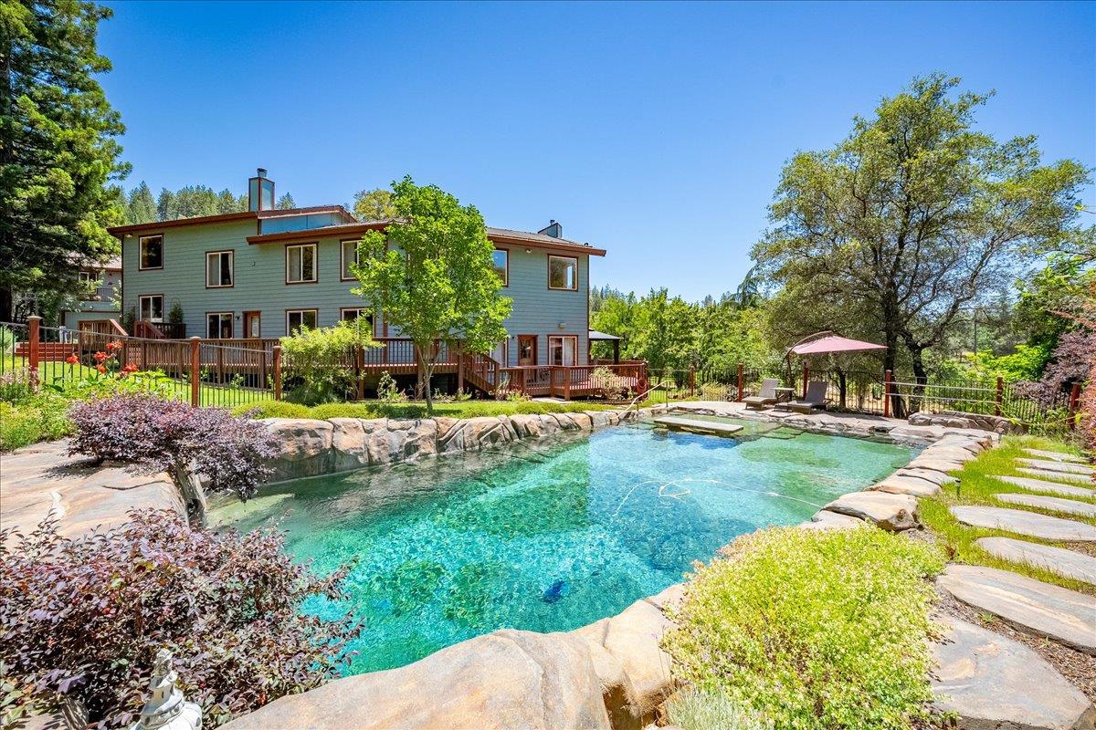10947 East Lime Kiln Road Grass Valley, CA 95949 - Photo 5 of 94 Pool - 20' x 40'