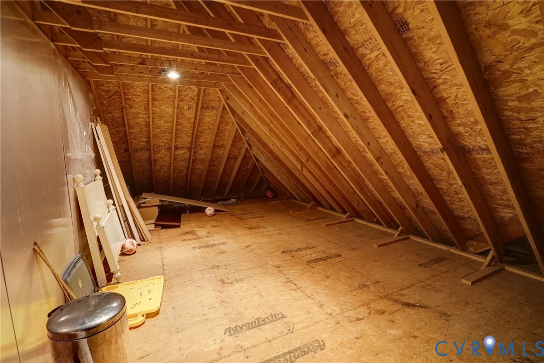 11600 Park Branch Lane Chesterfield, VA 23838 - Photo 43 of 47 a view of a room with gym equipment