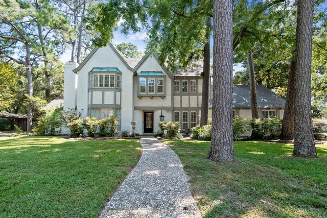 $390,000 | 13643 Glen Erica Drive, Houston, TX 77069