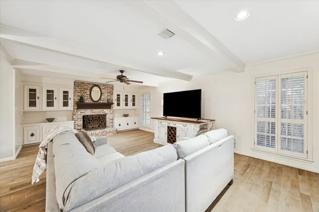 $390,000 | 13643 Glen Erica Drive, Houston, TX 77069