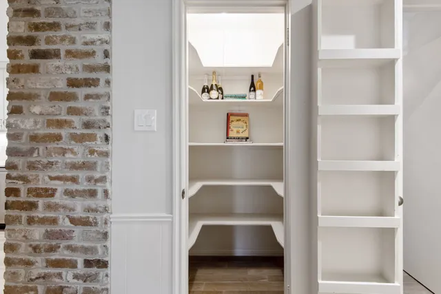 $390,000 | 13643 Glen Erica Drive, Houston, TX 77069