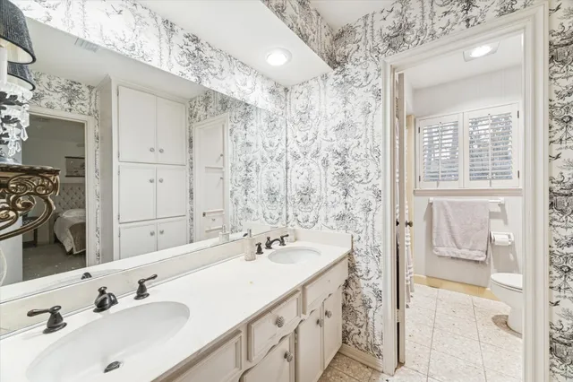 $390,000 | 13643 Glen Erica Drive, Houston, TX 77069